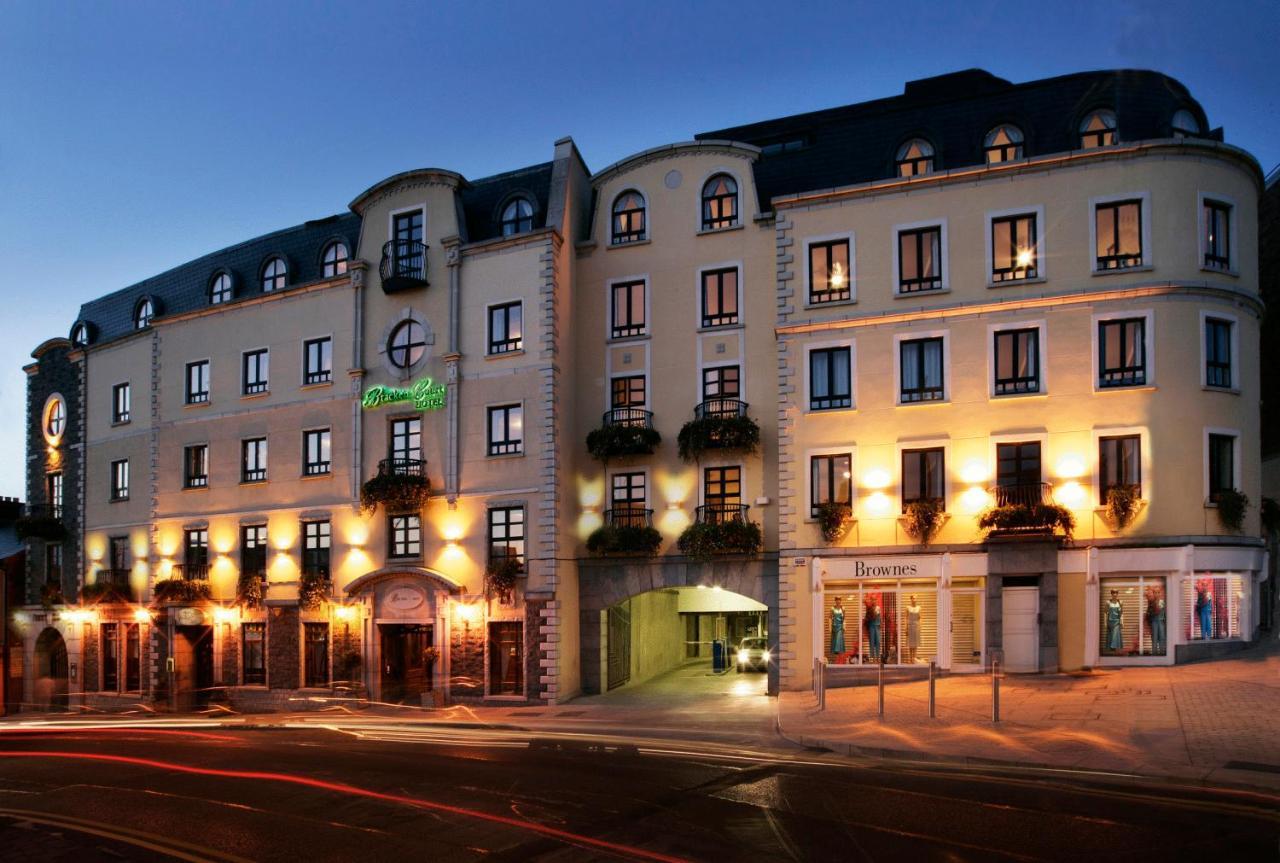 Bracken Court Hotel Balbriggan Exterior photo